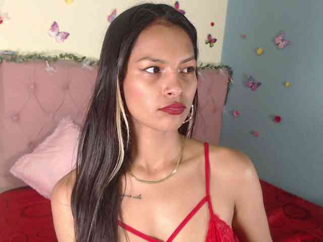 LUNA_VIXEN webcam
