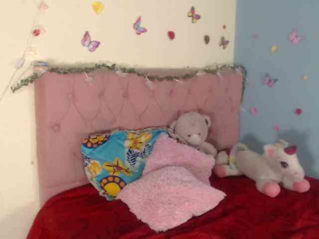 LUNA_VIXEN webcam