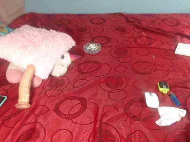 LUNA_VIXEN webcam