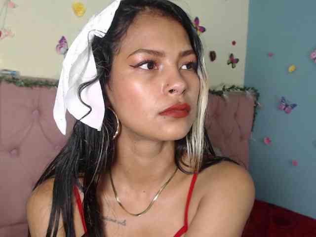 LUNA_VIXEN webcam