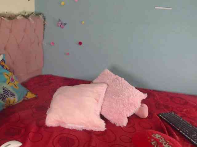 LUNA_VIXEN webcam