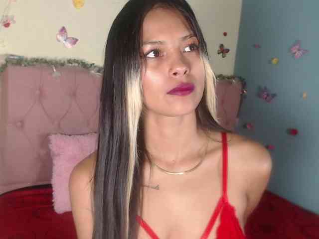 LUNA_VIXEN webcam