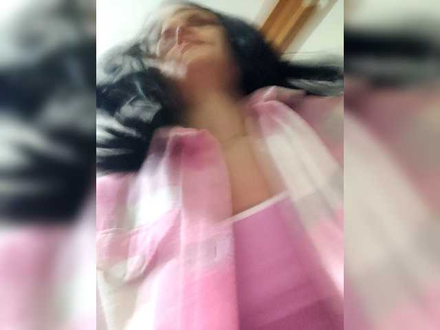 Adelina-Libby's BongaCams show and profile