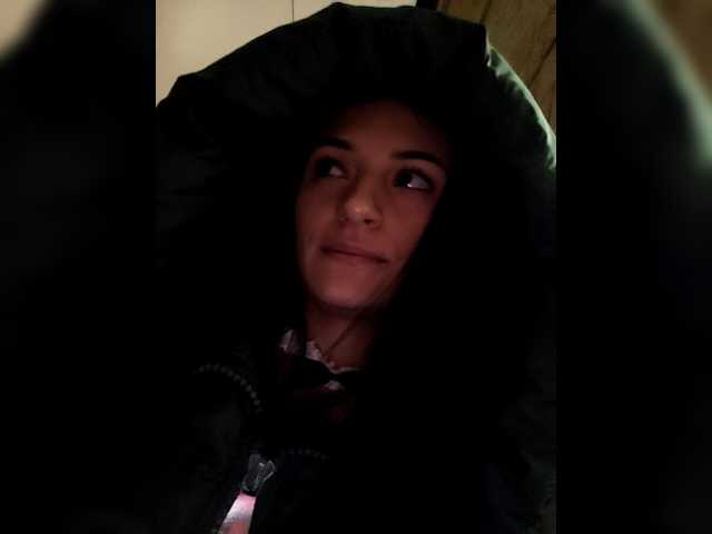 Adelina-Libby's BongaCams show and profile