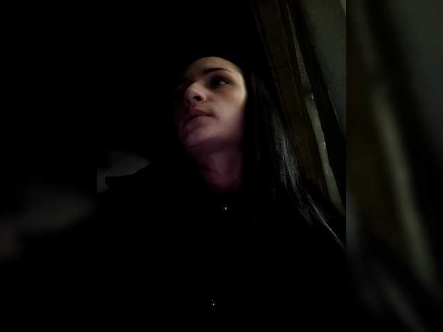 Adelina-Libby's BongaCams show and profile