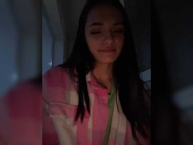 Adelina-Libby's BongaCams show and profile