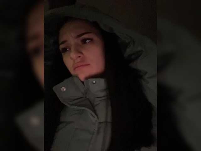 Adelina-Libby's BongaCams show and profile