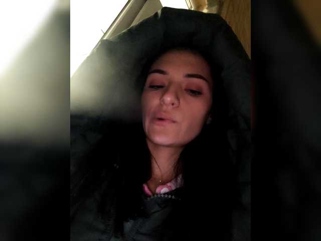 Adelina-Libby's BongaCams show and profile