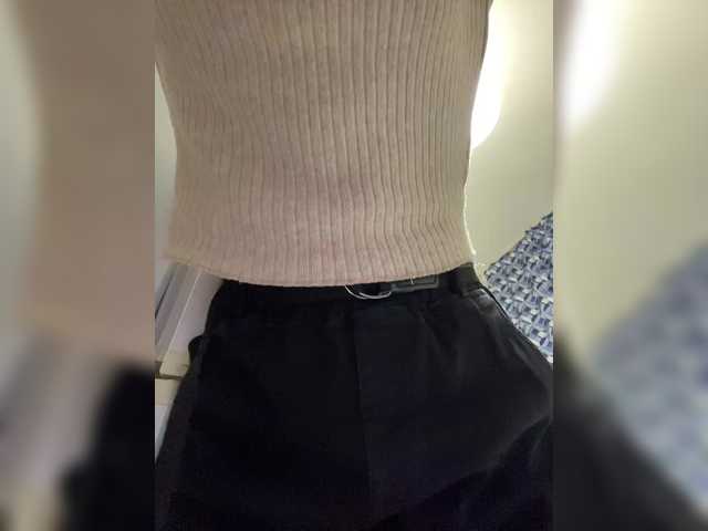 Adelina-Libby's BongaCams show and profile