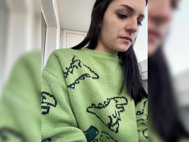 Adelina-Libby's BongaCams show and profile