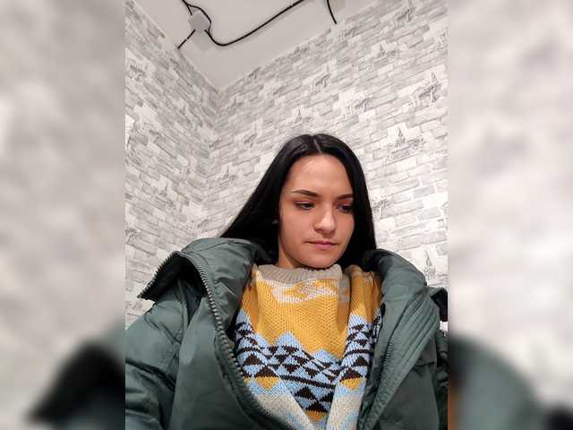 Adelina-Libby's BongaCams show and profile