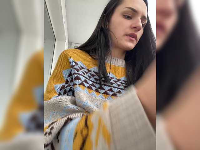 Adelina-Libby's BongaCams show and profile