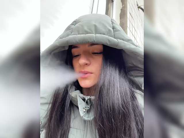 Adelina-Libby's BongaCams show and profile