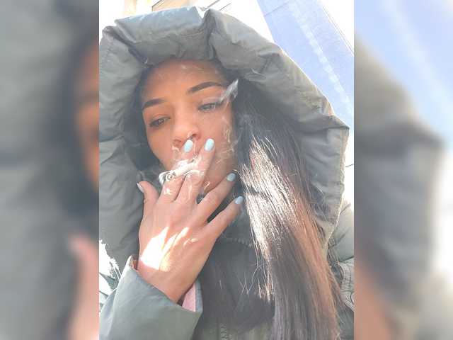 Adelina-Libby's BongaCams show and profile