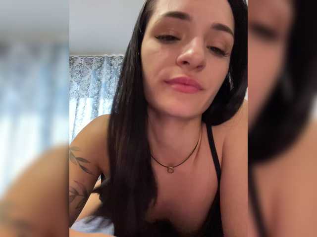 Adelina-Libby's BongaCams profile