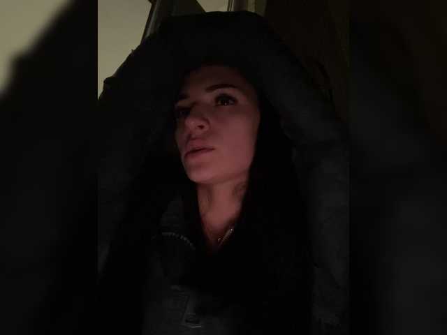 Adelina-Libby's BongaCams show and profile