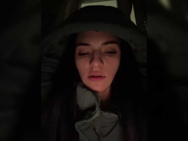 Adelina-Libby's BongaCams show and profile