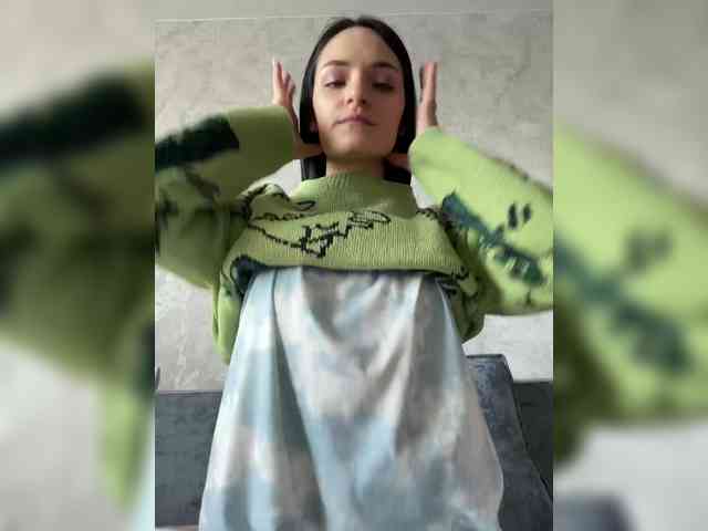 Adelina-Libby Live Webcam on BongaCams