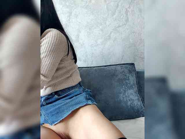 Adelina-Libby Live Webcam on BongaCams