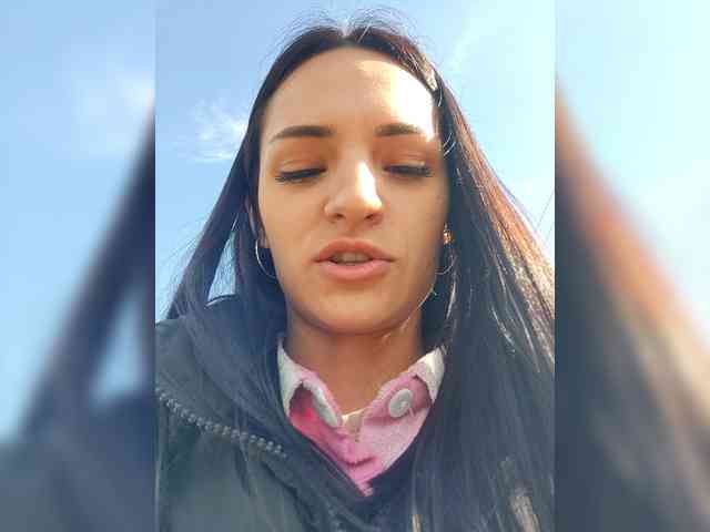 Adelina-Libby Adelina-Libby