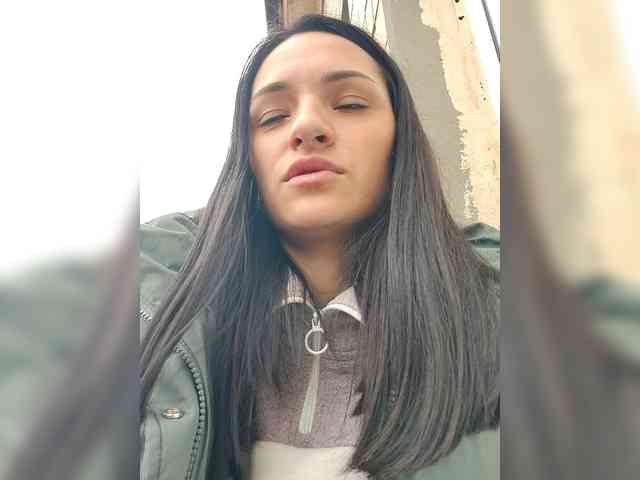 Adelina-Libby Adelina-Libby