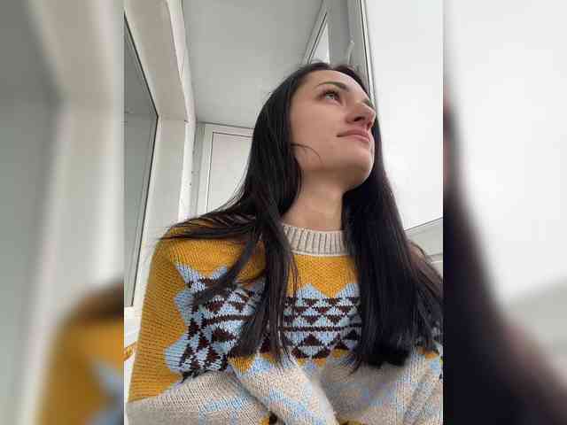 Adelina-Libby Live Webcam on BongaCams