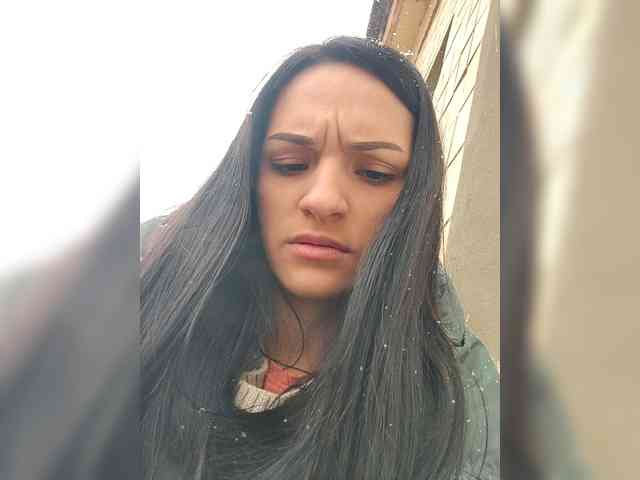 Adelina-Libby Adelina-Libby