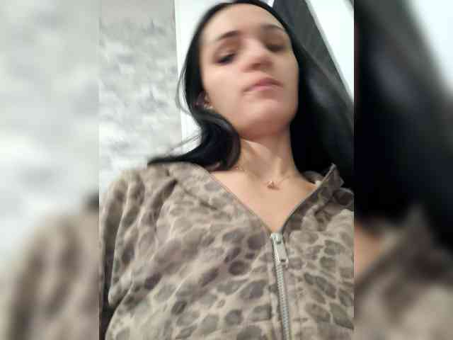 Adelina-Libby Adelina-Libby