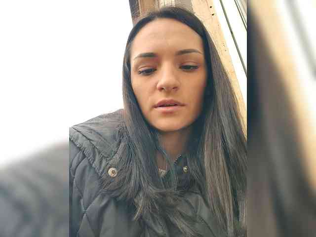 Adelina-Libby Adelina-Libby