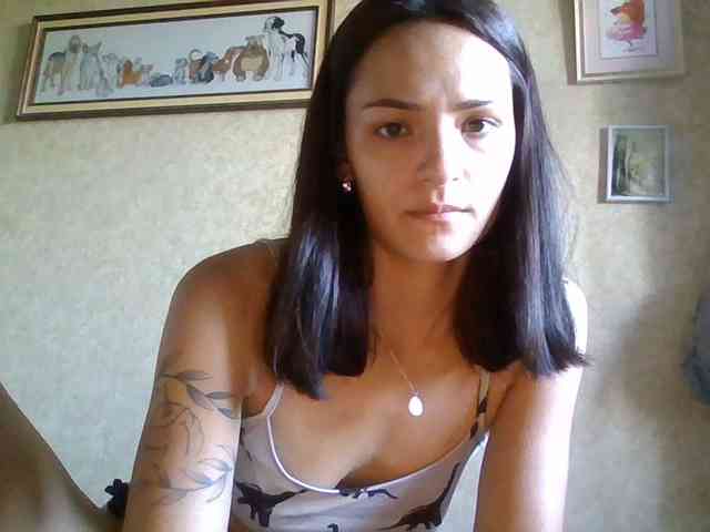 free voyeur cam Adelina-Libby