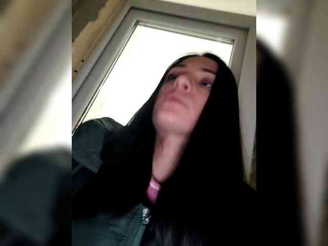 Adelina-Libby Live Webcam on BongaCams