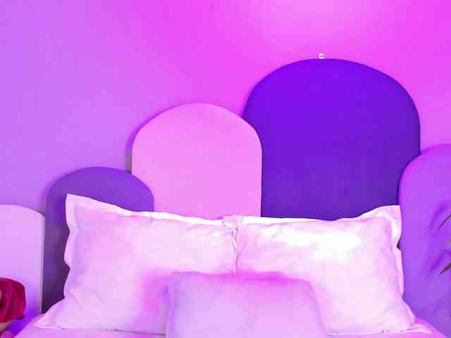 SophieGomez2 Live Webcam on BongaCams