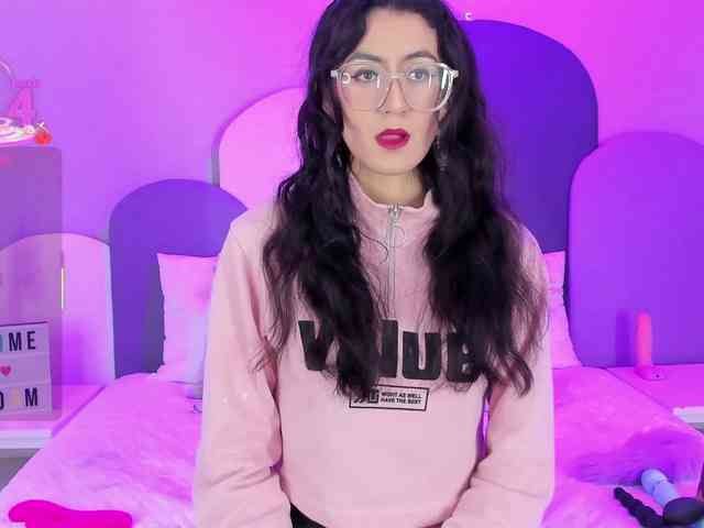 SophieGomez2 webcam
