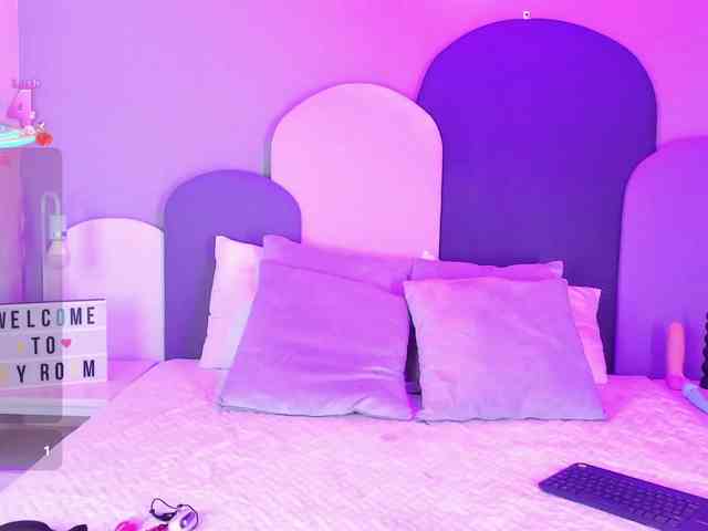SophieGomez2 webcam