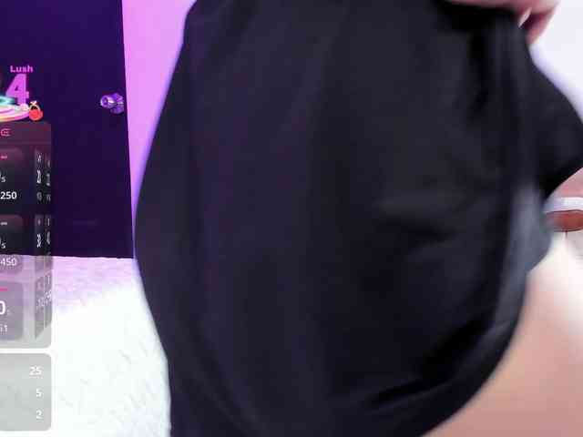 SophieGomez2 webcam