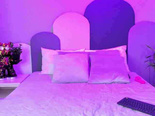 SophieGomez2 webcam