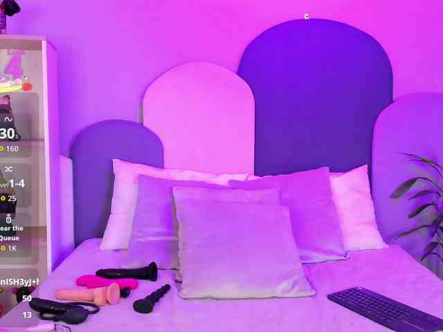 SophieGomez2 webcam