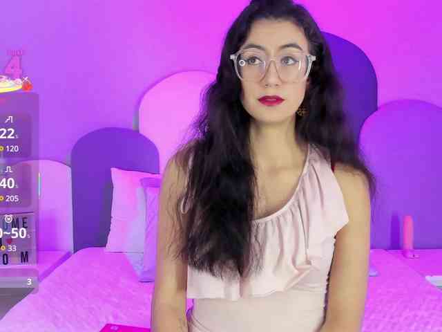 SophieGomez2 webcam