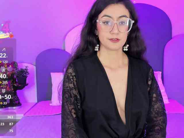 SophieGomez2 webcam