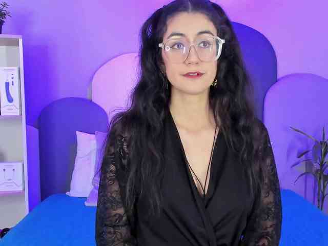 SophieGomez2 webcam