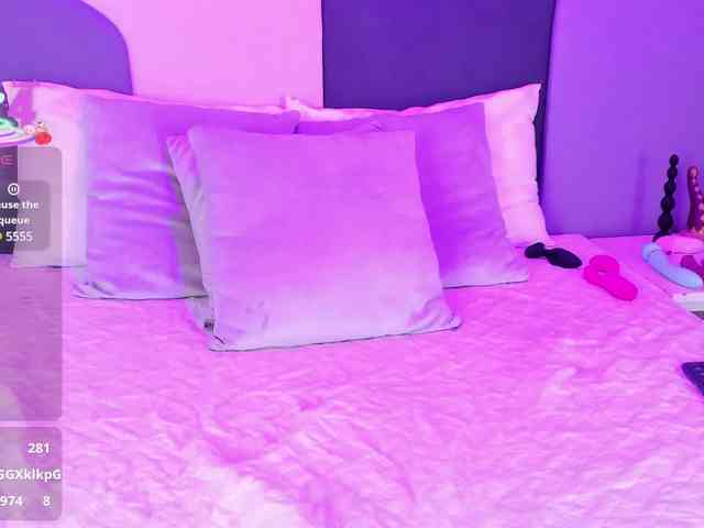 SophieGomez2 webcam