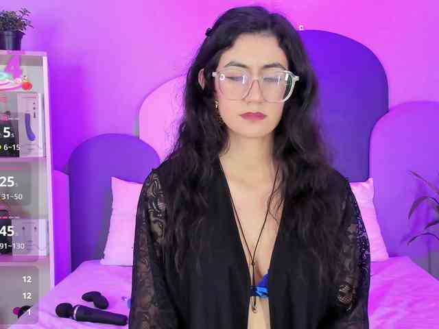 SophieGomez2 webcam