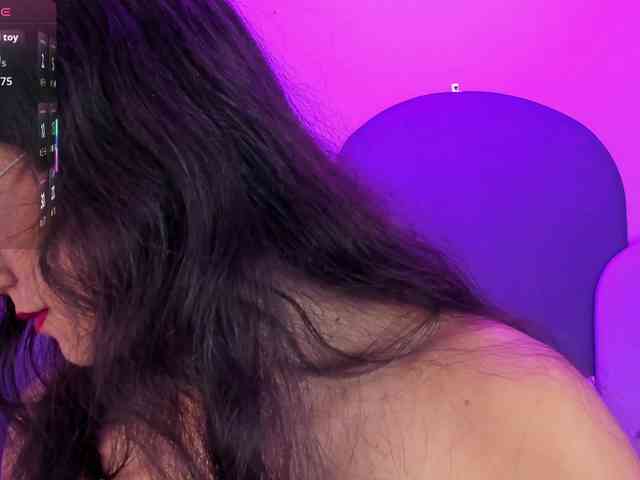 SophieGomez2 webcam