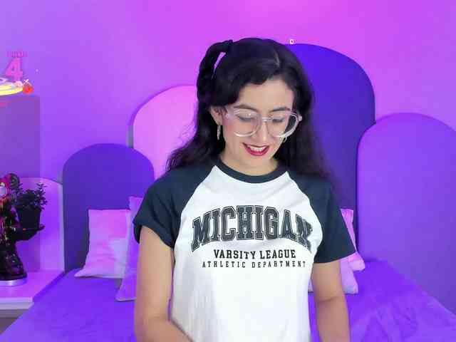 SophieGomez2 webcam