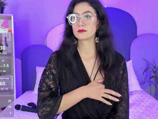 SophieGomez2 webcam