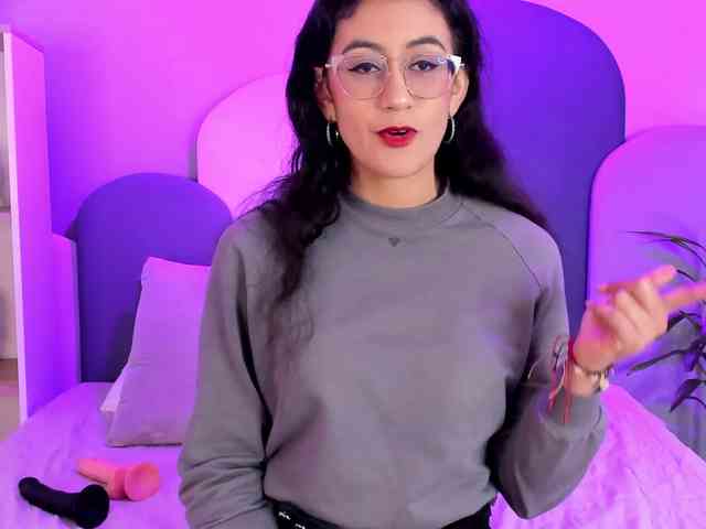 SophieGomez2