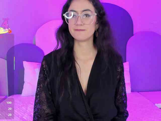 SophieGomez2 webcam