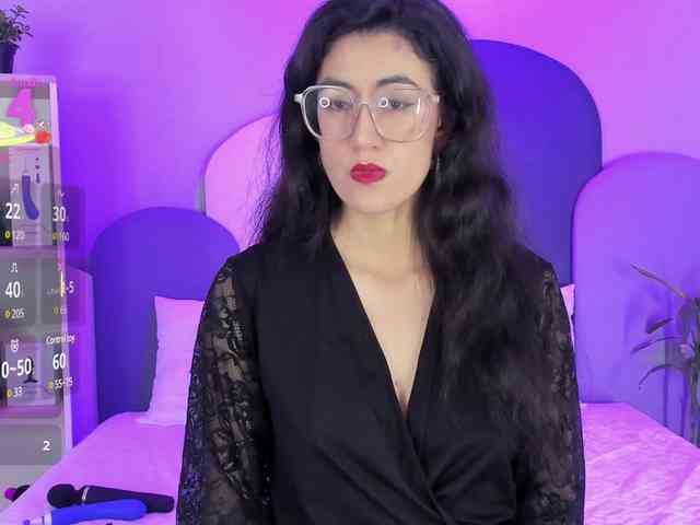 SophieGomez2 webcam