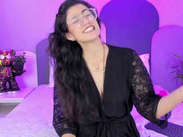 SophieGomez2 webcam