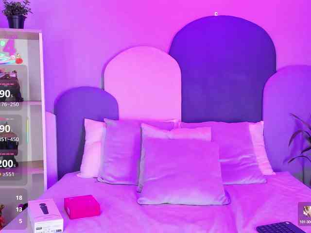 SophieGomez2 webcam